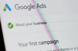 Google ads tracks user data