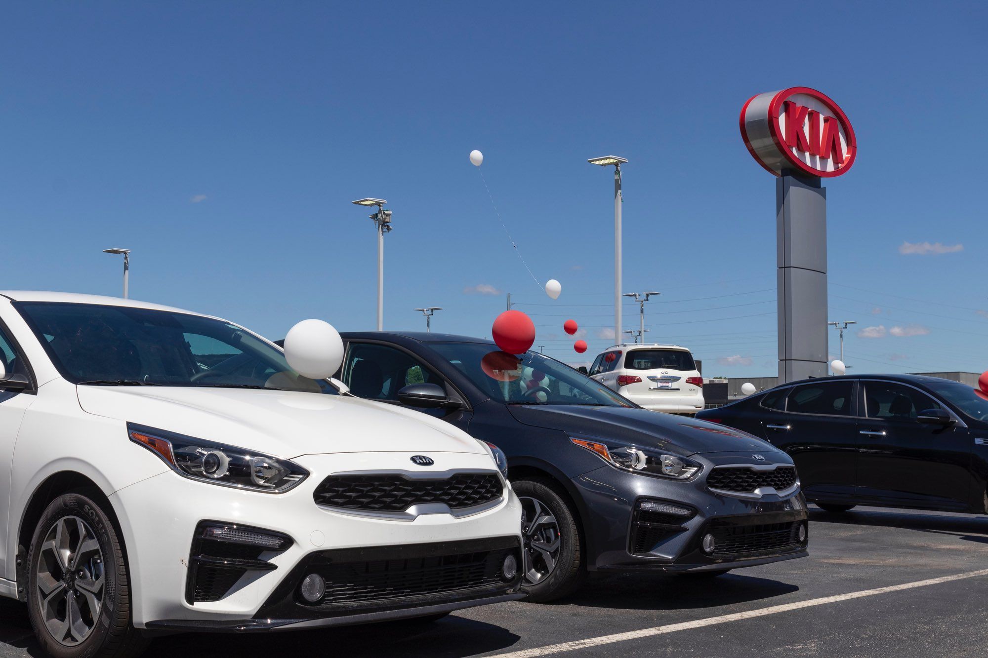Kia Canada Named in Class Action Lawsuit Over Dangerous Sunroofs Top