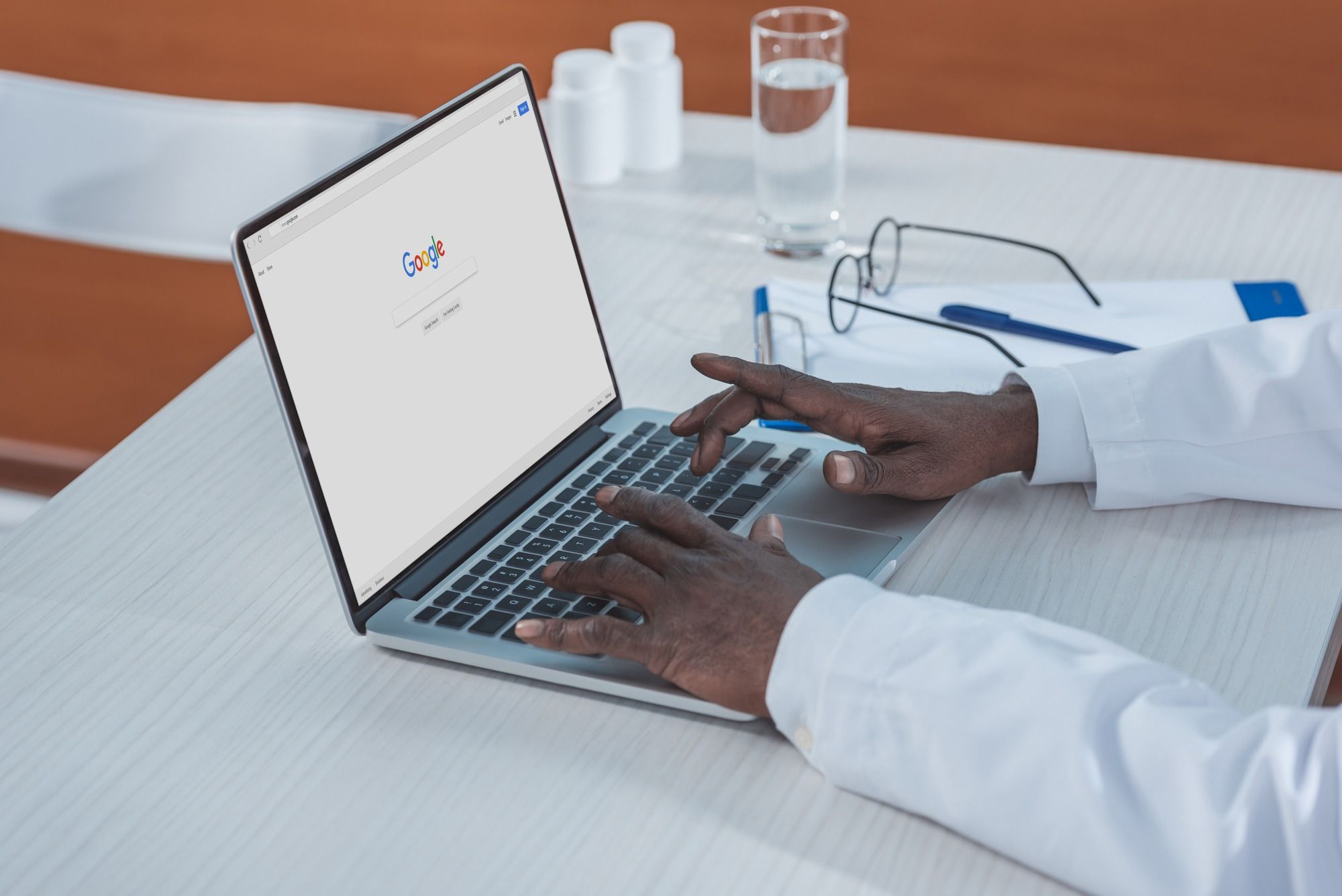 Person using Google chrome regarding the google advertising class action lawsuit filed