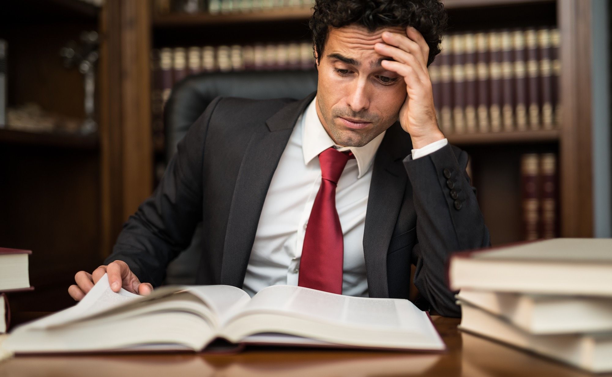 lawyer reading new class action amendments