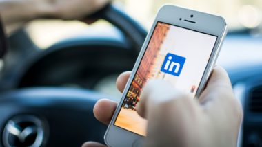 Person using LinkedIn app regarding the privacy class action lawsuit filed