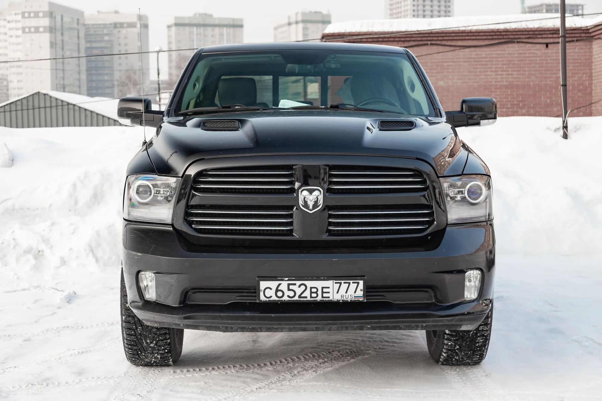 Dodge Ram in the snow regarding the air suspension system defects class action lawsuit filed