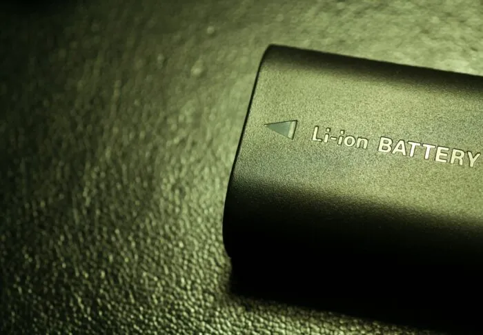 Lithium ion battery - lithium ion batteries