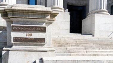 Sign of Quebec Court of Appeal in French