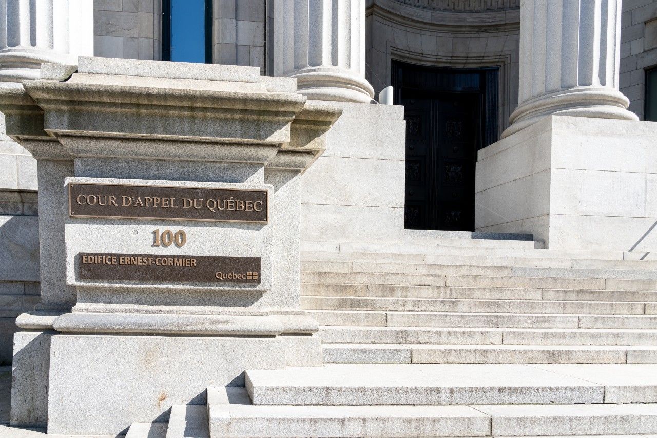 Sign of Quebec Court of Appeal in French