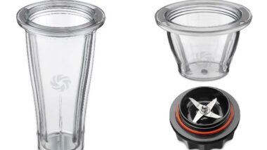 Product photo of recalled blending containers and bases by Vitamix, representing the Vitamix recall.